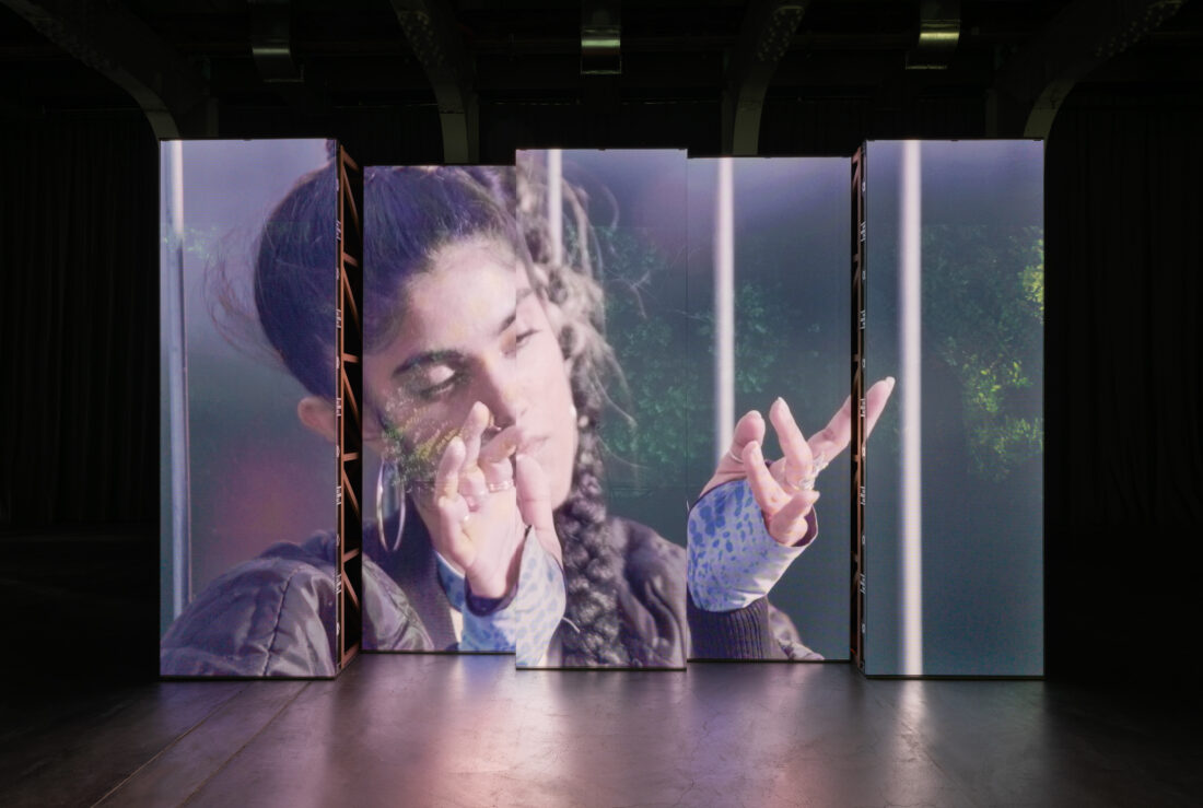 Installation views of the video installation 'The Finesse' by Christopher Kulendran Thomas as part of the exhibition 'Christopher Kulendran Thomas: FOR REAL’ at Kunsthalle Zürich, 2023.